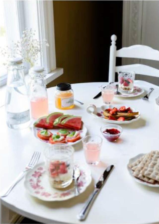 Aeppelgarden Bed & Breakfast Mariestad Luaran gambar