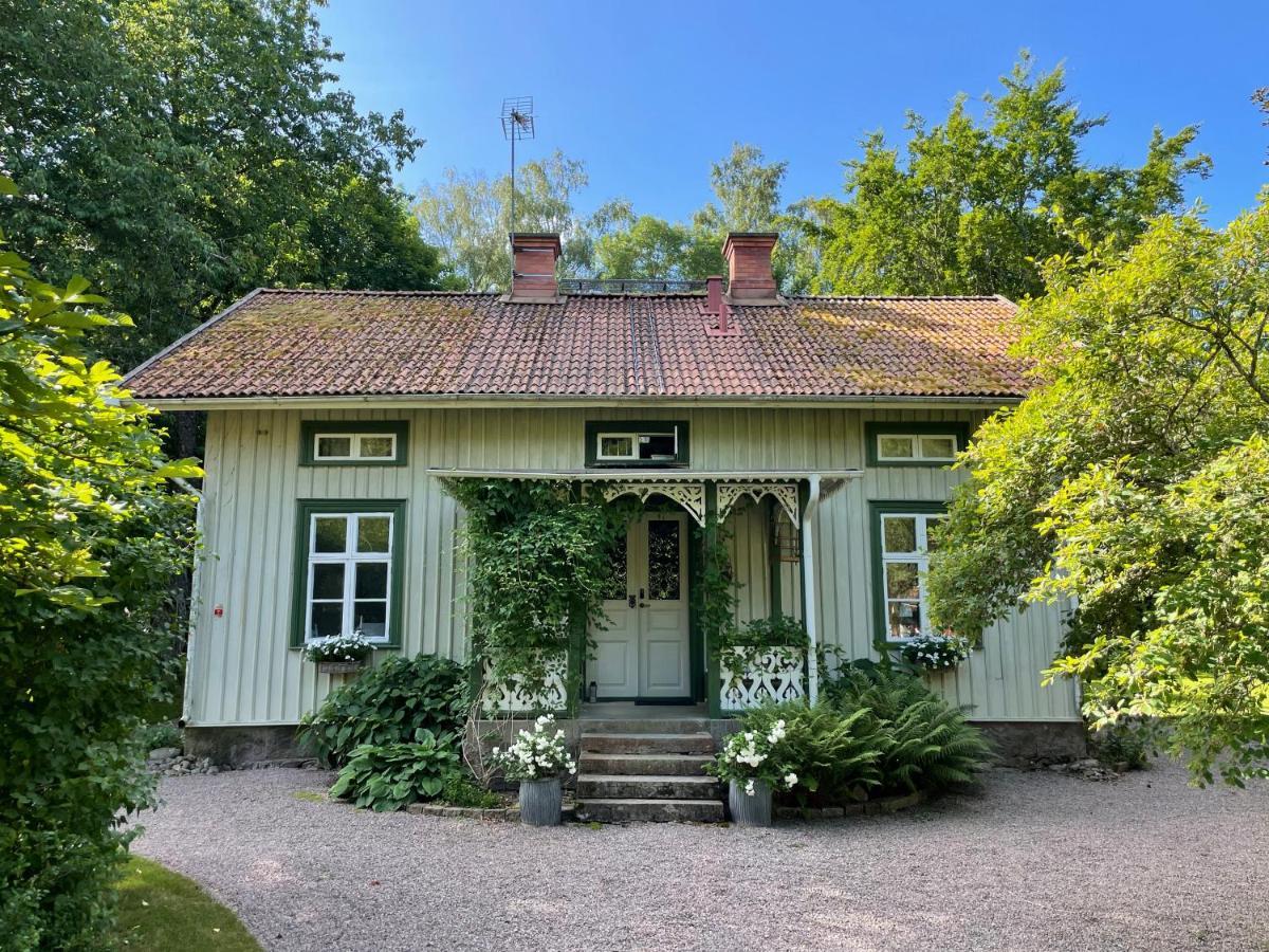 Aeppelgarden Bed & Breakfast Mariestad Luaran gambar